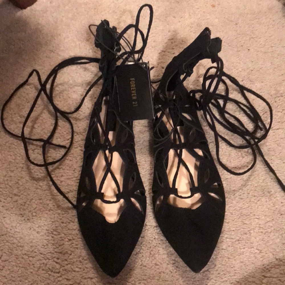 Shoes/flats